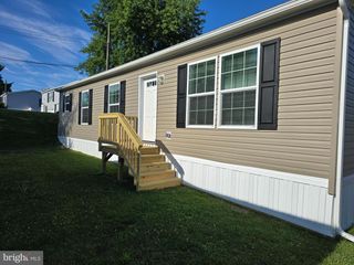 3591 MOBILE ROAD, Harrisburg, PA 17109