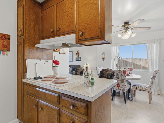 836 Hawthorne Dr, Rodeo, CA 94572