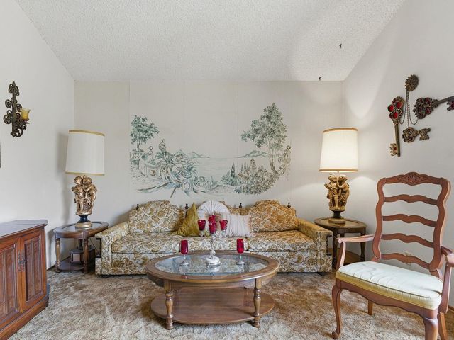 836 Hawthorne Dr, Rodeo, CA 94572