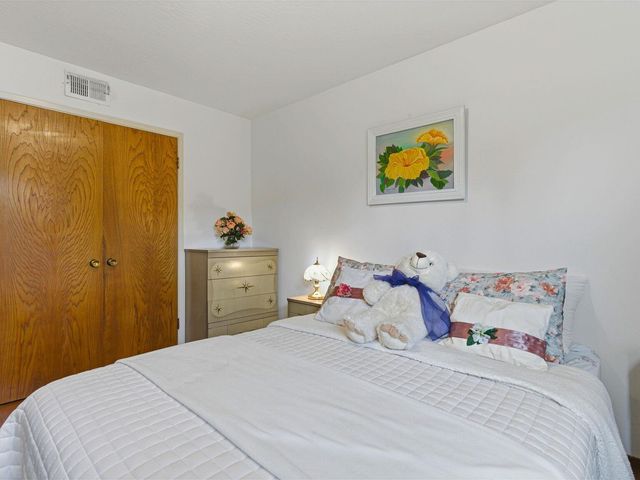 836 Hawthorne Dr, Rodeo, CA 94572