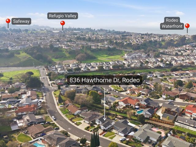 836 Hawthorne Dr, Rodeo, CA 94572