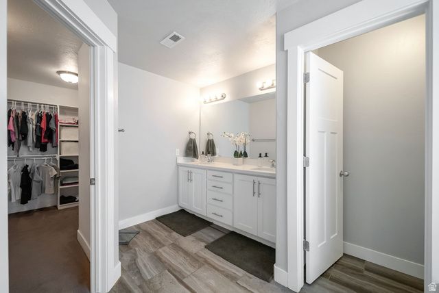 132 E ANNUAL WAY, Vineyard, UT 84059