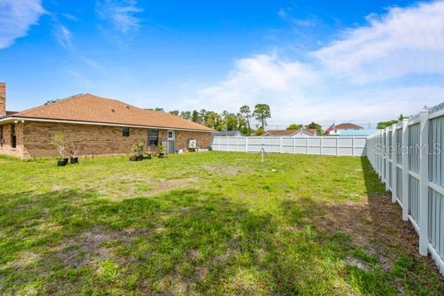 3132 SKY ST, Deltona, FL 32738