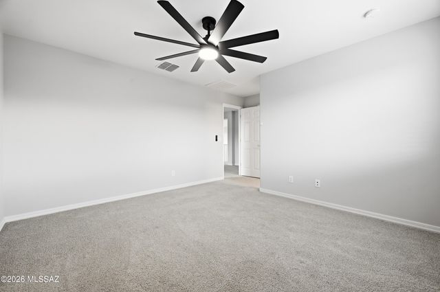 7990 S Expedition Drive, Tucson, AZ 85747
