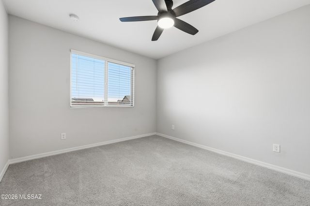 7990 S Expedition Drive, Tucson, AZ 85747