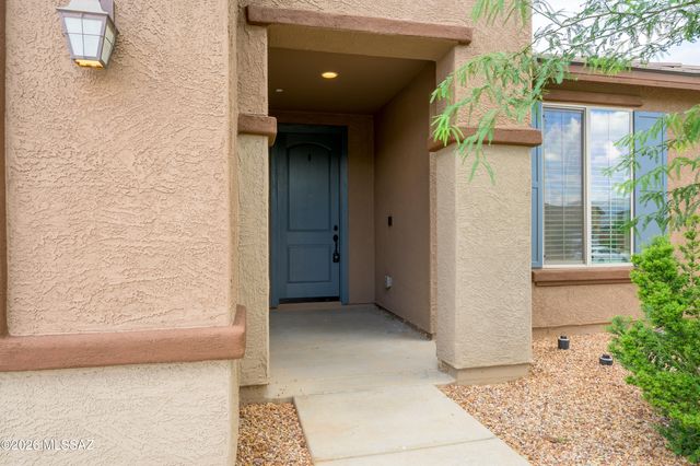 7990 S Expedition Drive, Tucson, AZ 85747