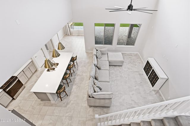 7990 S Expedition Drive, Tucson, AZ 85747