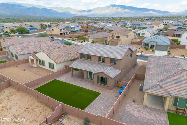 7990 S Expedition Drive, Tucson, AZ 85747