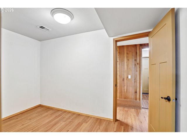 10300 Sw COQUILLE Dr, Tualatin, OR 97062