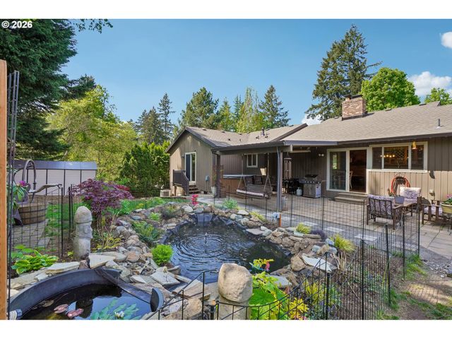 10300 Sw COQUILLE Dr, Tualatin, OR 97062