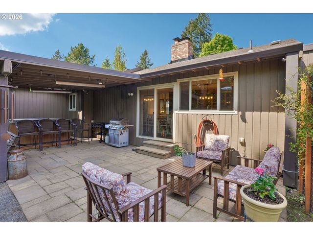10300 Sw COQUILLE Dr, Tualatin, OR 97062