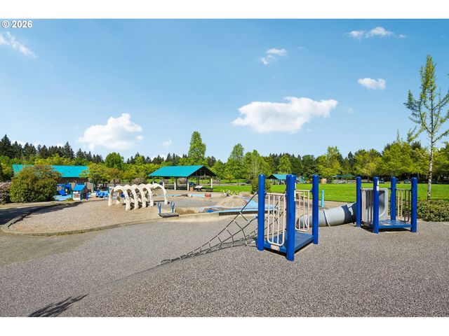 10300 Sw COQUILLE Dr, Tualatin, OR 97062
