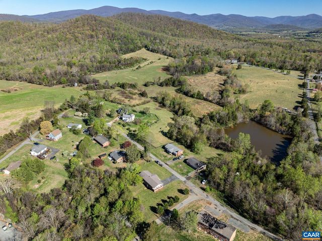 344 JUDGES RD, Stanardsville, VA 22973
