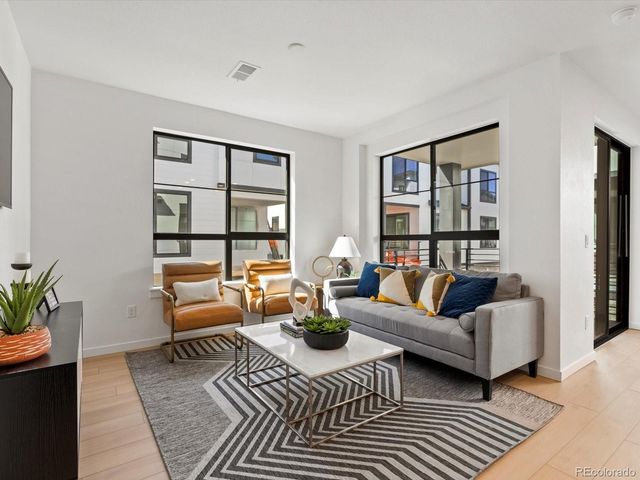 2062 S Holly Street 2, Denver, CO 80222