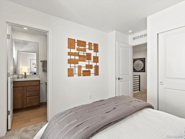 2062 S Holly Street 2, Denver, CO 80222