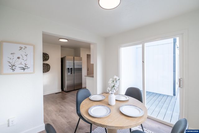 560 Hansen Av S, Salem, OR 97302