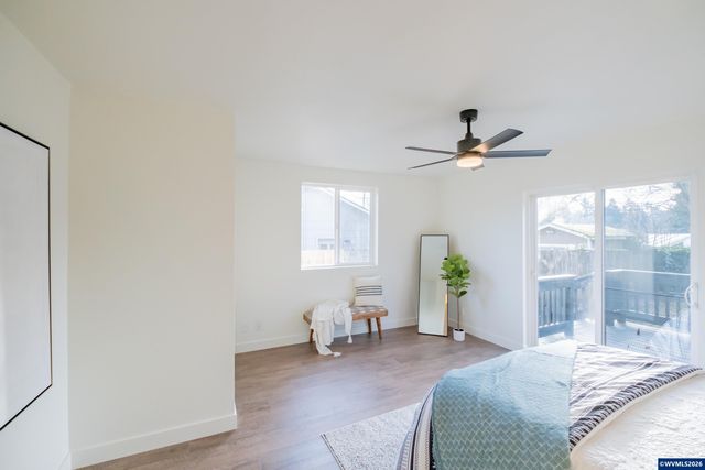 560 Hansen Av S, Salem, OR 97302