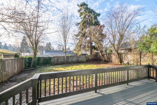 560 Hansen Av S, Salem, OR 97302