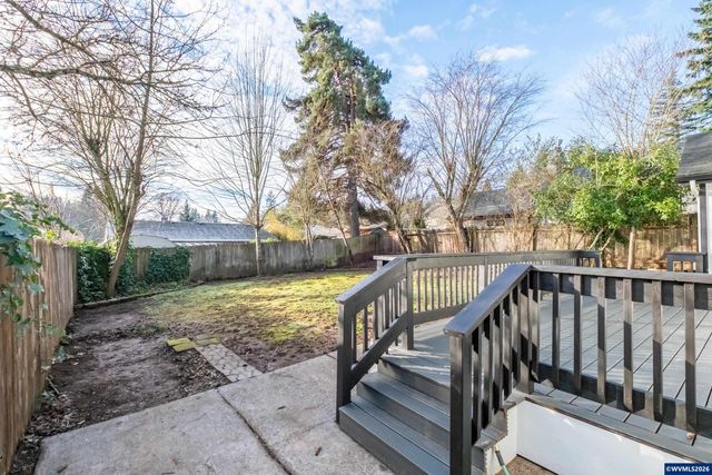 560 Hansen Av S, Salem, OR 97302