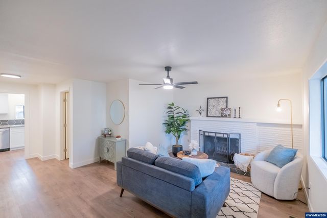 560 Hansen Av S, Salem, OR 97302