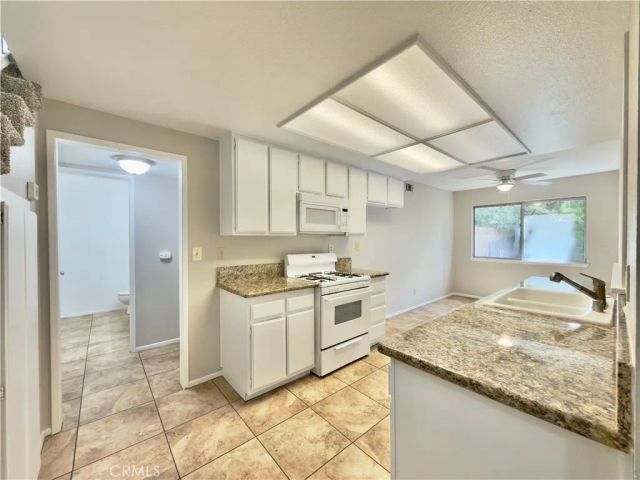 2860 Dartmouth, Lancaster, CA 93536