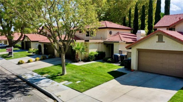 2860 Dartmouth, Lancaster, CA 93536