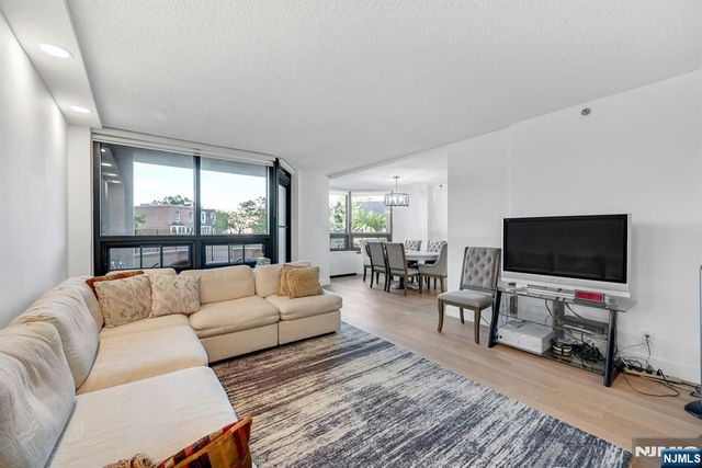 800 Palisade Avenue 109, Fort Lee, NJ 07024