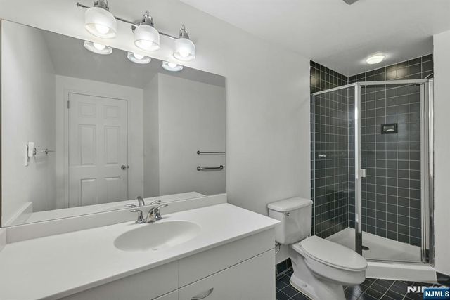 800 Palisade Avenue 109, Fort Lee, NJ 07024