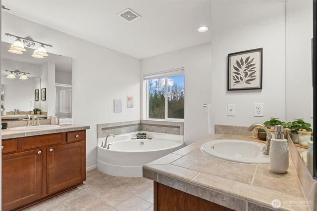 426 125th Place SE, Everett, WA 98208