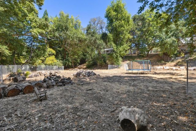 14835 Farwell Avenue, Saratoga, CA 95070
