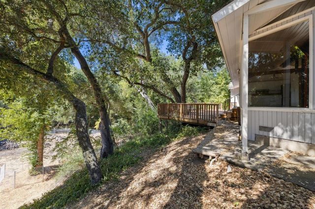 14835 Farwell Avenue, Saratoga, CA 95070