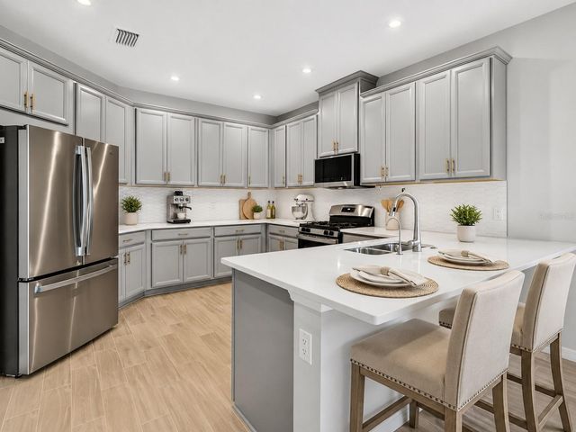 16443 PAYNES MILL DRIVE, Bradenton, FL 34211