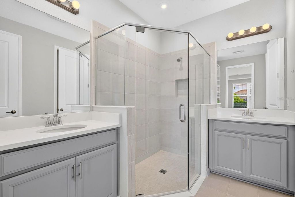 Image 23 of property listing at 16443 PAYNES MILL DRIVE, Bradenton, FL 34211