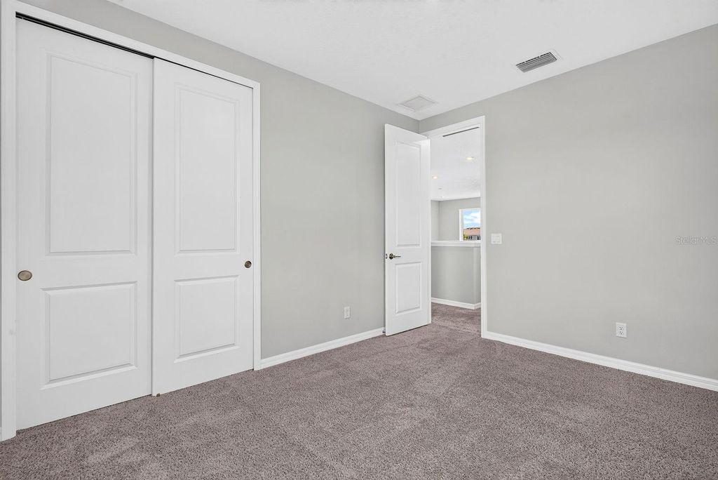 Image 41 of property listing at 16443 PAYNES MILL DRIVE, Bradenton, FL 34211