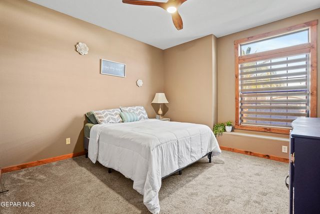 732 OSCAR PEREZ Avenue, El Paso, TX 79932