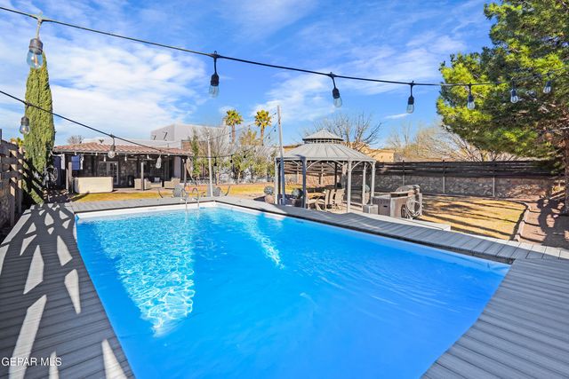 732 OSCAR PEREZ Avenue, El Paso, TX 79932