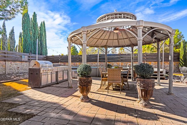 732 OSCAR PEREZ Avenue, El Paso, TX 79932