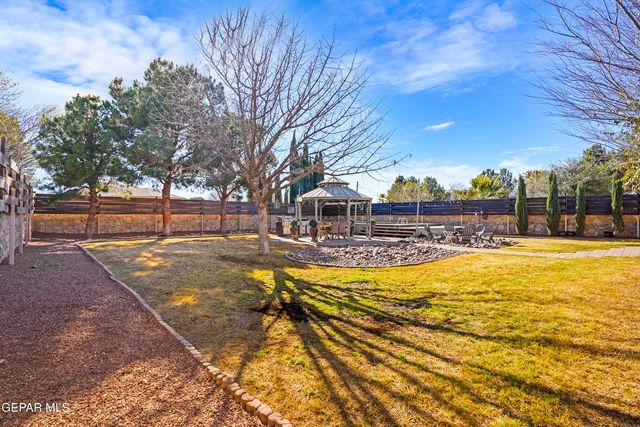 732 OSCAR PEREZ Avenue, El Paso, TX 79932