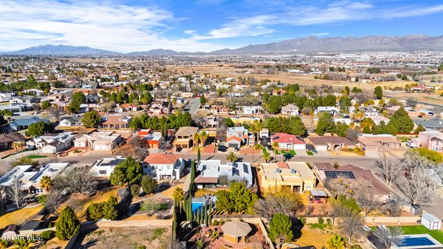 732 OSCAR PEREZ Avenue, El Paso, TX 79932