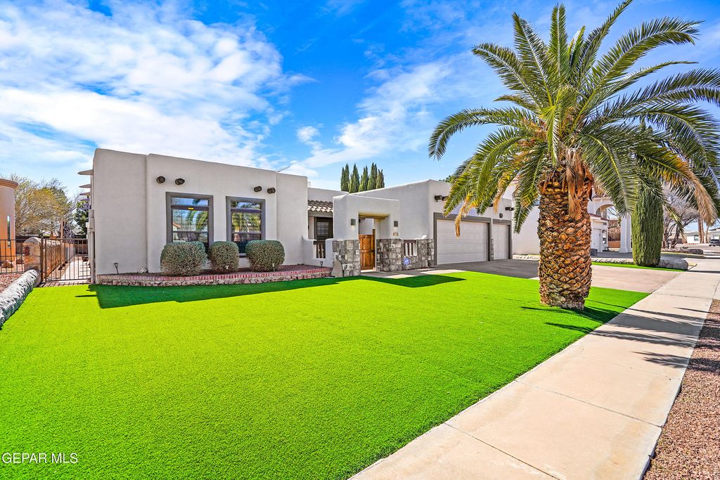 732 OSCAR PEREZ Avenue, El Paso, TX 79932