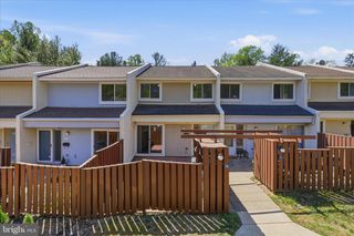 2438 SOUTHGATE SQ, Reston, VA 20191