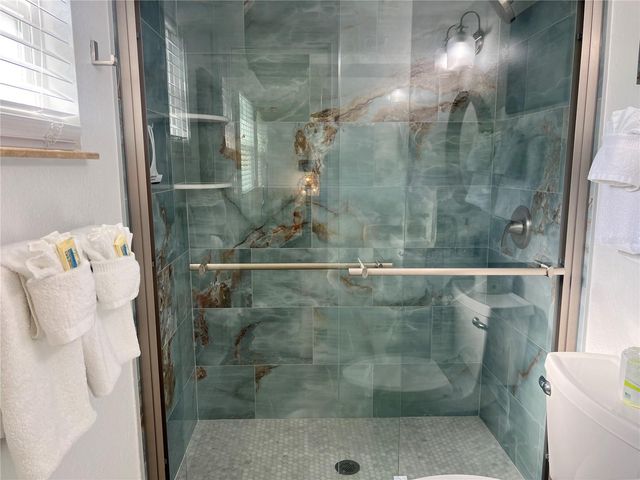6154 MIDNIGHT PASS ROAD B16, Sarasota, FL 34242