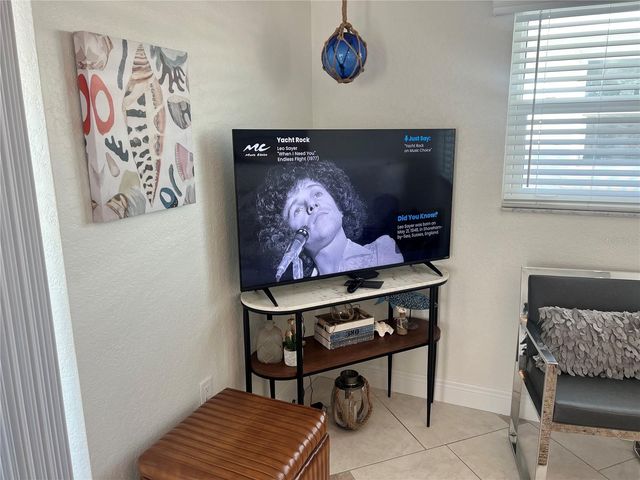 6154 MIDNIGHT PASS ROAD B16, Sarasota, FL 34242