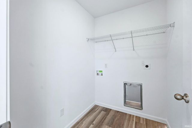 5008 Beechmont Lane, New Haven, IN 46774