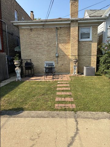 4317 W Hirsch Street, Chicago, IL 60651