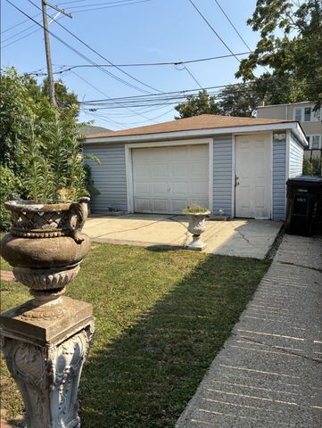4317 W Hirsch Street, Chicago, IL 60651