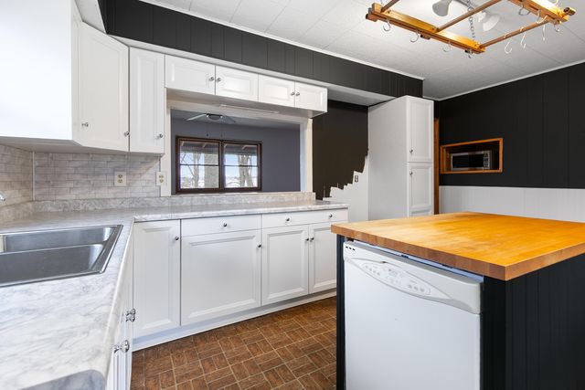 67349 Crooked Creek Road, White Pigeon, MI 49099