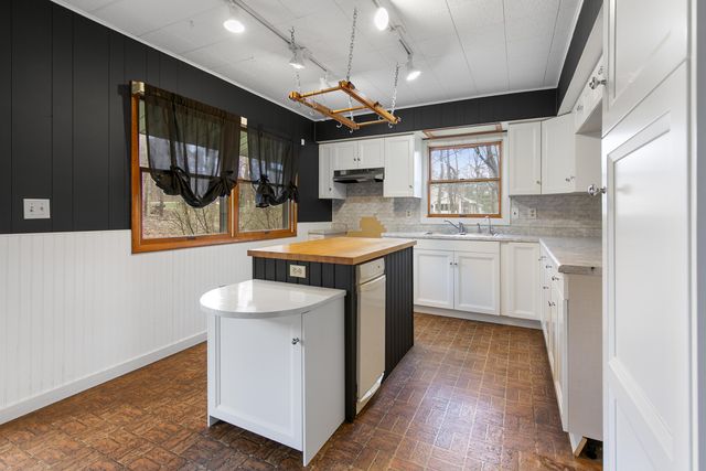67349 Crooked Creek Road, White Pigeon, MI 49099