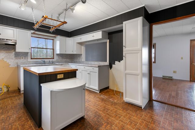 67349 Crooked Creek Road, White Pigeon, MI 49099
