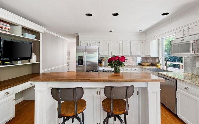 491 Timberlea Lake Drive SE, Marietta, GA 30067